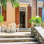 Palazzina Giardinolago Apartment Gravedona