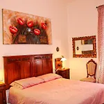 Palazzina Giardinolago Apartment *