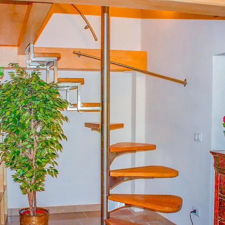 Daire Palazzina Giardinolago