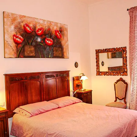 Palazzina Giardinolago Apartment *