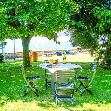 Palazzina Giardinolago * גראבדונה