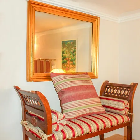 Palazzina Giardinolago Apartment *